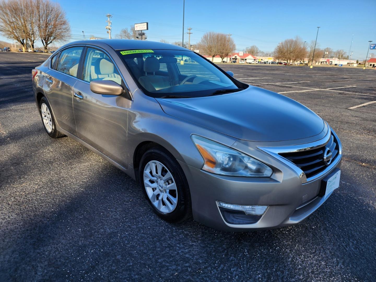 2013 Gold /BEIGE Nissan Altima 2.5 S (1N4AL3AP7DC) with an 2.5L L4 DOHC 16V engine, Automatic transmission, located at 1221 Madison St., Shelbyville, TN, 37160, (931) 680-9439, 0.000000, 0.000000 - Photo#1